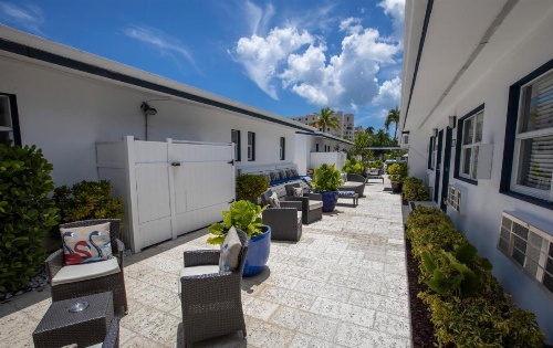 Hollywood Beach Suites and Hotel image 36