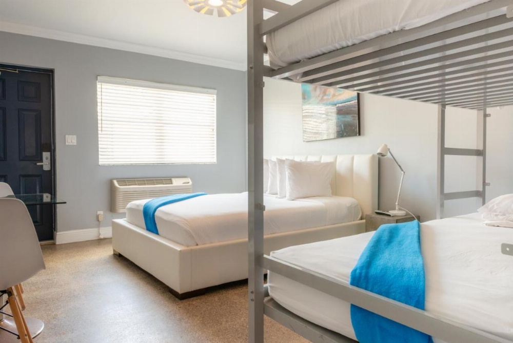 Queen Room with Bunk Bed